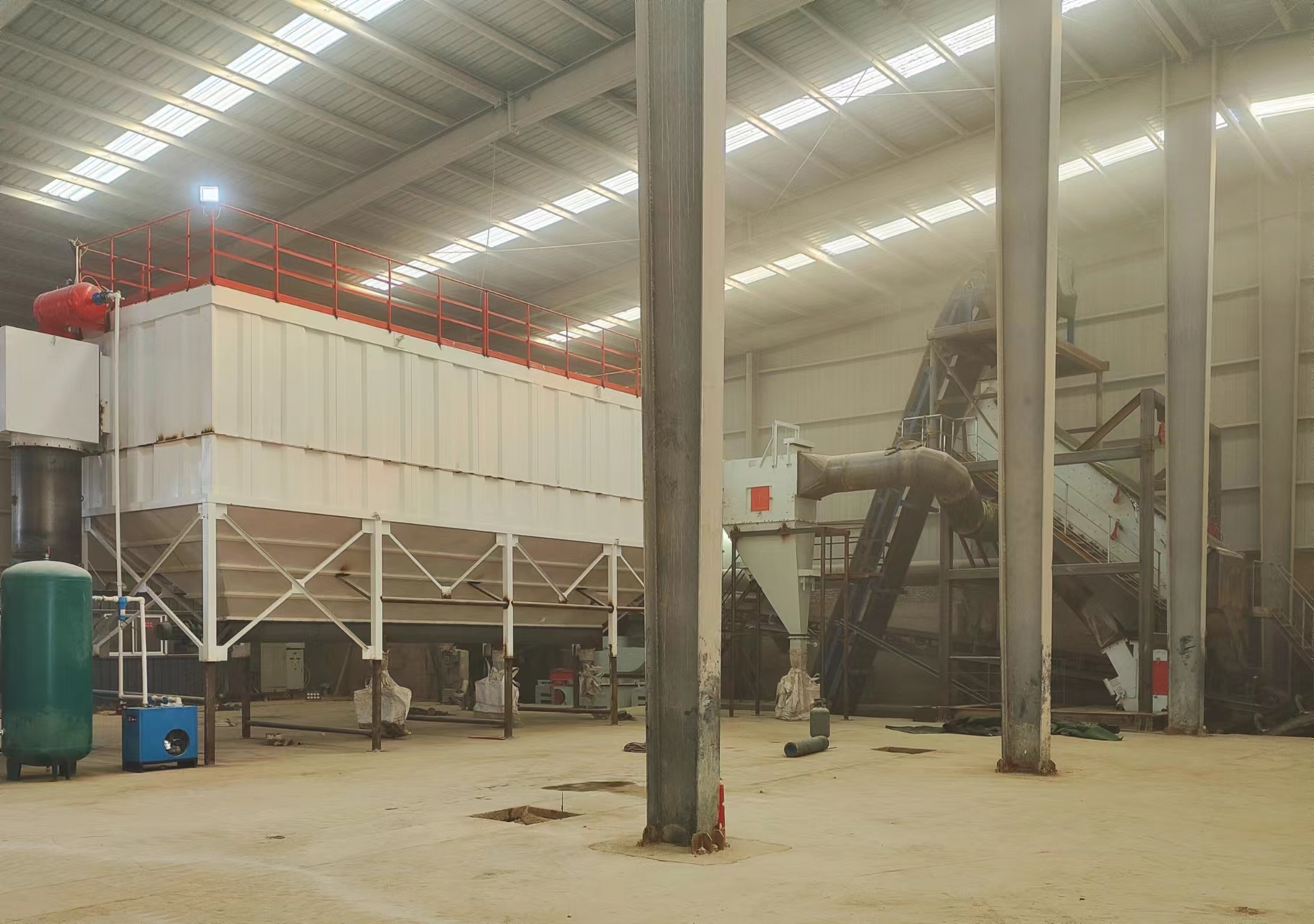 與平面制砂相比，干法制砂樓有哪些優(yōu)勢(shì)？