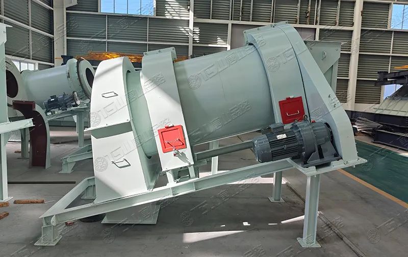 機制砂防離析、防揚塵，有經(jīng)驗的砂廠都在用加濕拌和機